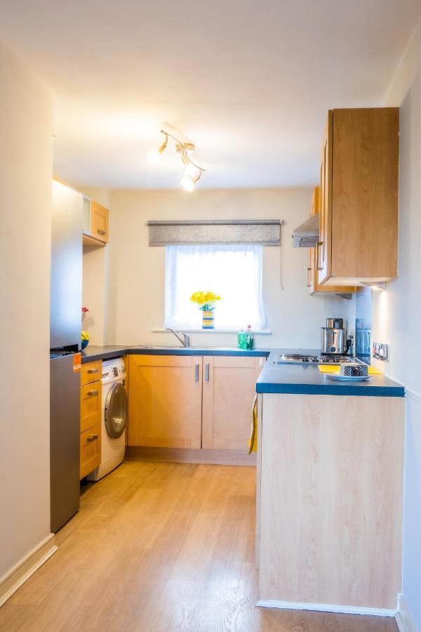 Newly Furnished Appartment Near Train Station Wolverhampton Exterior photo