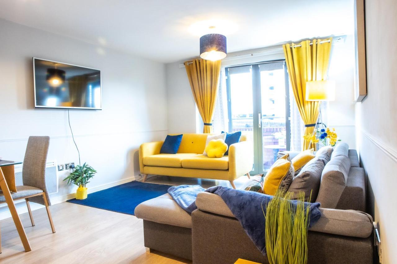 Newly Furnished Appartment Near Train Station Wolverhampton Exterior photo