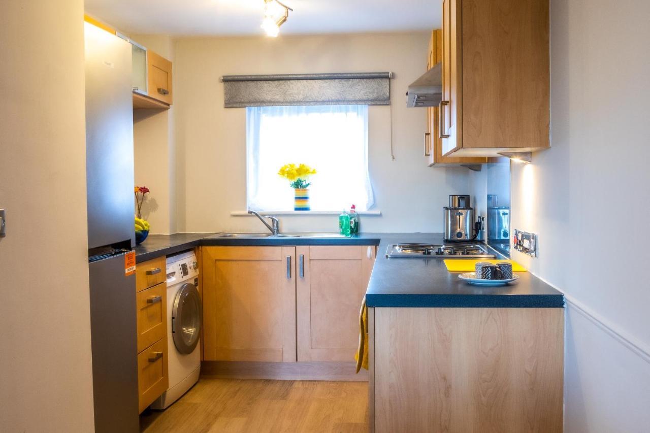 Newly Furnished Appartment Near Train Station Wolverhampton Exterior photo